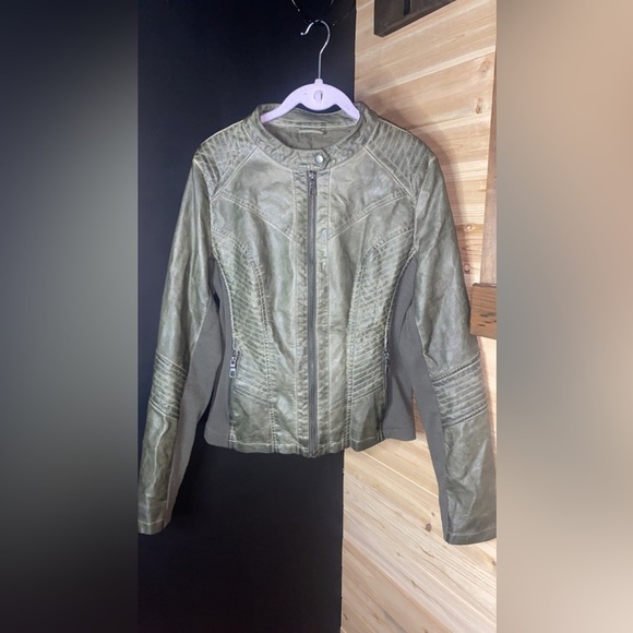 Maurices Size L Faux Leather Jacket Polyester Goth Esthetics Punk Rock - Picture 1 of 6